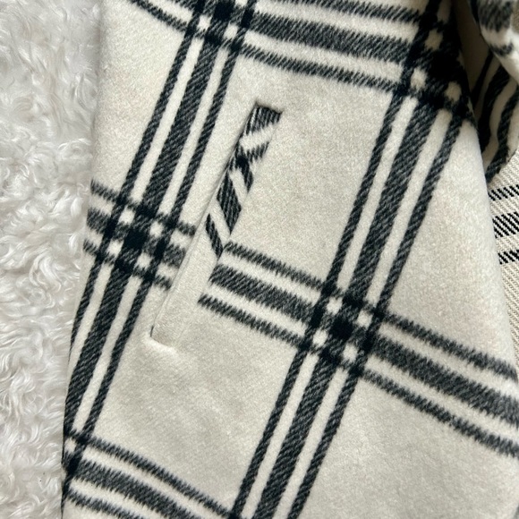 THE IMPECCABLE PIG SLEEVELESS BLACK AND WHITE WRAP  S - Picture 13 of 16